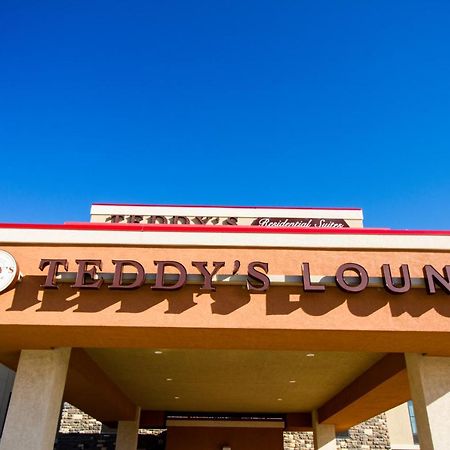 Teddy'S Residential Suites Watford City Luaran gambar