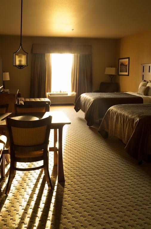 Teddy'S Residential Suites Watford City Luaran gambar