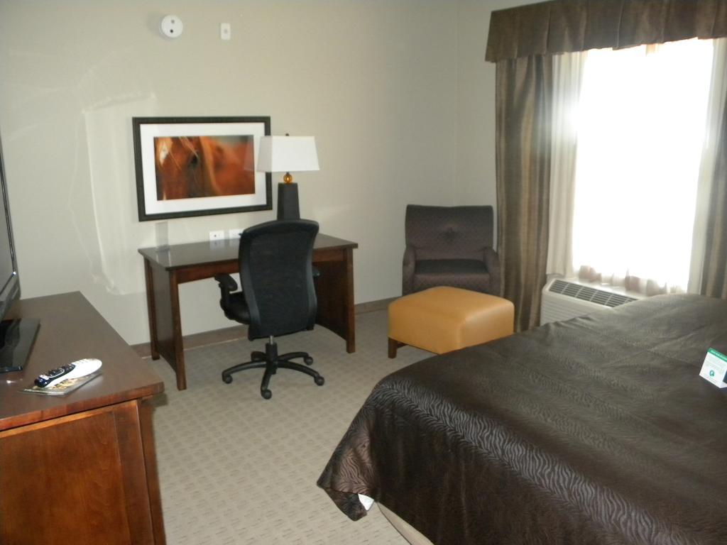 Teddy'S Residential Suites Watford City Luaran gambar