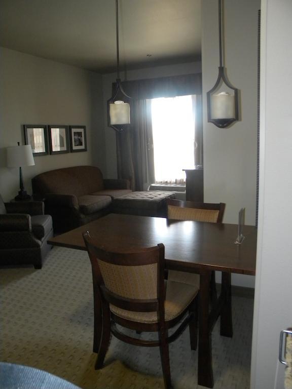 Teddy'S Residential Suites Watford City Luaran gambar